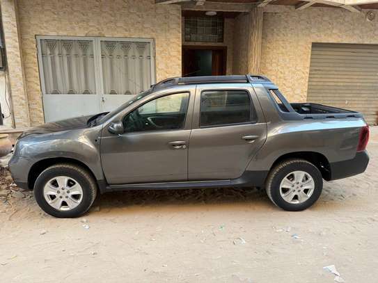 REUNAULT OROCH PICK UP image 1