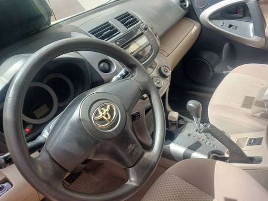 Toyota  rave 4 image 1