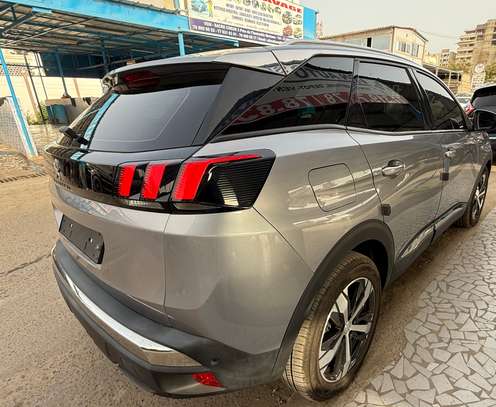 Peugeot 3008 Allure année 2018 image 10
