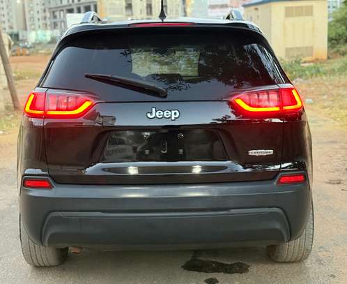 Jeep Cherokee 2020 image 5