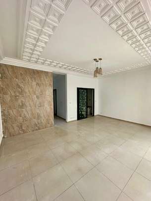 Magnifique appartement de type F4 à louer image 3