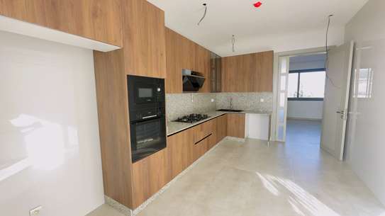 Appartement à louer aux Almadies sur la corniche image 4