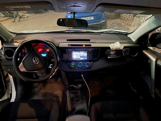 Toyota Rav 4 2016 image 2