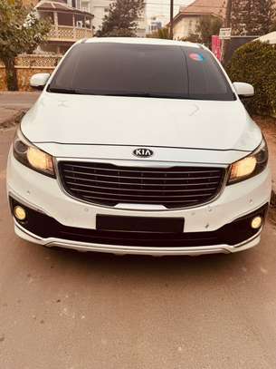 KIA *carnival*  *2018* image 1