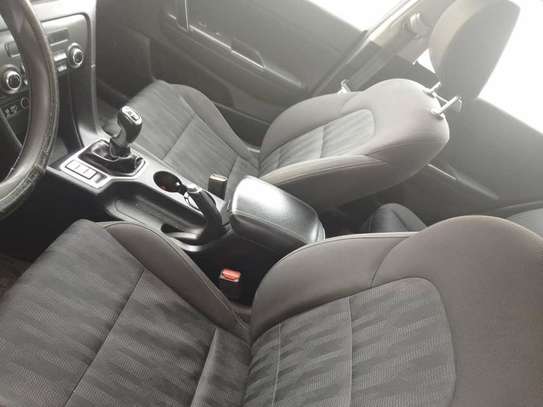 KIA SPORTAGE SUV image 3