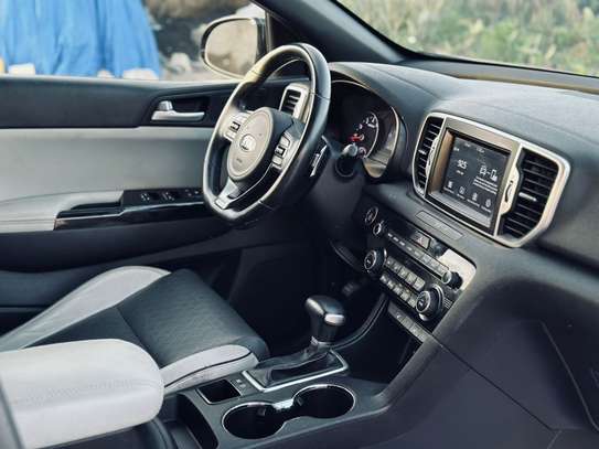 KIA SPORTAGE 2019 image 10
