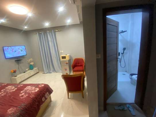 Chambre sdb avec spot lumineux meublee image 11