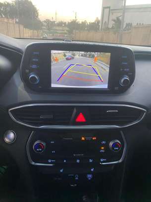 Hyundai Santa Fe Limited 2019 image 7