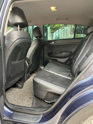 KIA SPORTAGE image 6