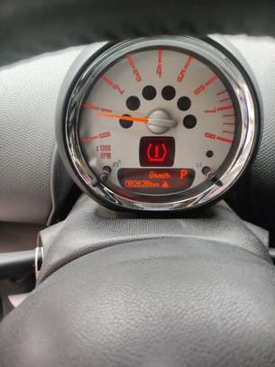 Mini Cooper 2015 image 9