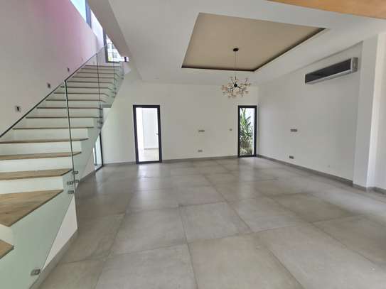 Belle villa d'architecte aux Almadies image 9