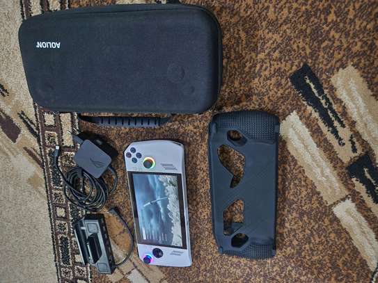 Asus rog ally z1 extreme image 3