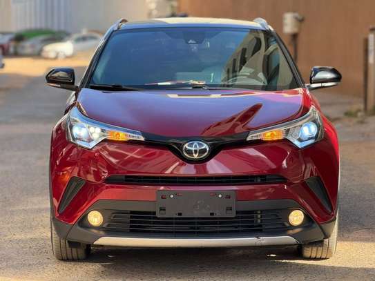 TOYOTA C-HR 2019 image 10