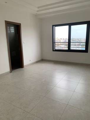 Bel Appartement F4 disponible à louer image 4