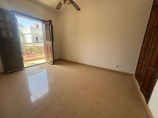 Villa à louer Ngor Almadie acoté du casino cap vert image 7