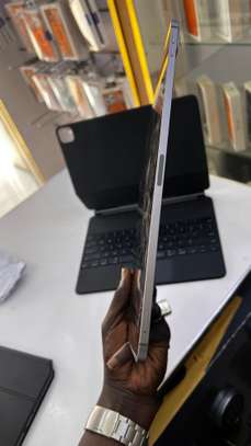 iPad Pro 6eme génération (M2) image 7