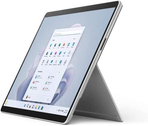 Surface Pro 9 image 5