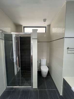 3 Chambres à louer au point E image 11