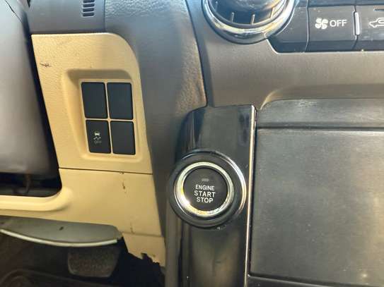 Toyota prado VX image 4