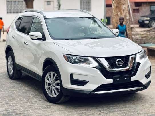 Nissan Rogue 4/4 année 2017 image 1
