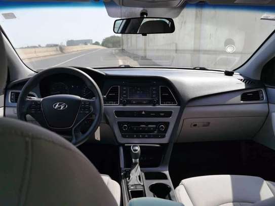LOCATION HYUNDAI SONATA ESSENCE/AUTOMATIQUE image 4