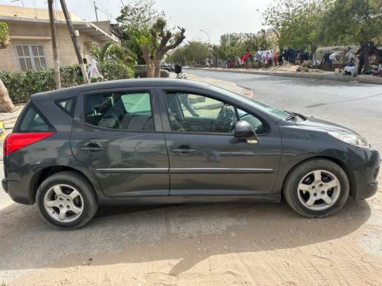 Peugeot 207sw 2013 image 1