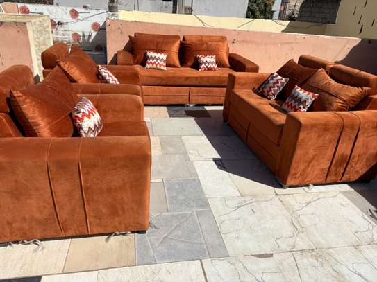 Je bassarde se joli salon 7 place vip image 1