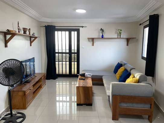 Bel Appartement T3 meublé zac Mbao brioche dorée image 1