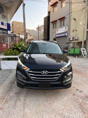 Hyundai Tucson image 2