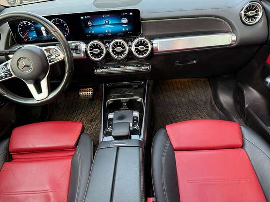Mercedes GLB 250 2021 image 7