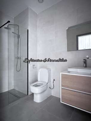 Appartement F3 de 120 m² avec terrasse à louer – Ngor image 11