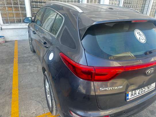 Kia Sportage SUV compact gris 5 portes image 3