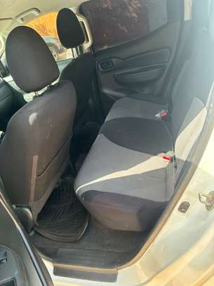 Mitsubishi L200 pick-up double cabine blanc image 8