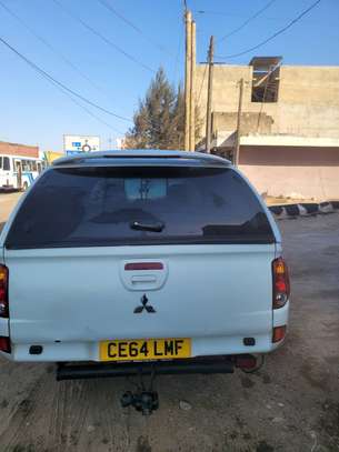 Mitsubishi L 200 (2014) image 4