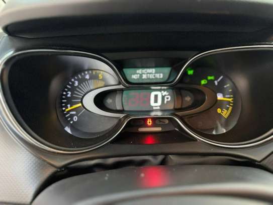RENAULT QM3 image 2