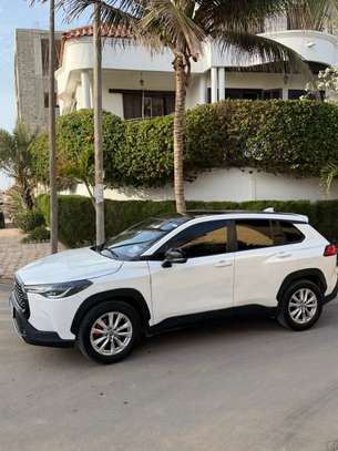 Toyota Corolla Cross 2024 Essence 4 cylindres image 10