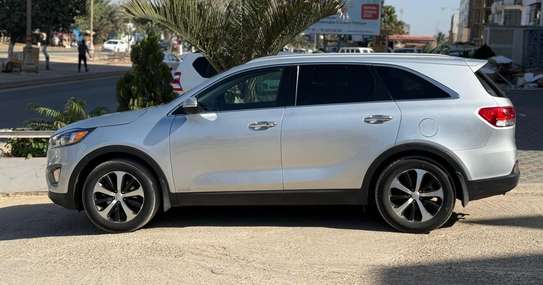 Kia Sorento image 2