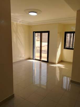 Luxueux appartement F3 haut standing à louer à Dakar plateau image 7
