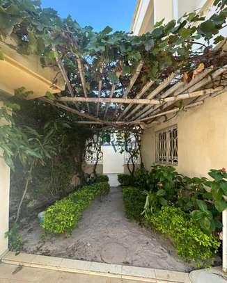 VILLA R+1 À VENDRE À LA SIPRES image 4