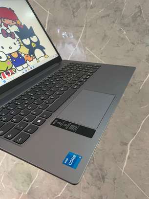 Lenovo ideapad slim image 3