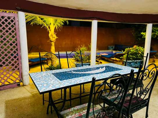 A vendre villa R+1 avec Piscine à Saly image 11