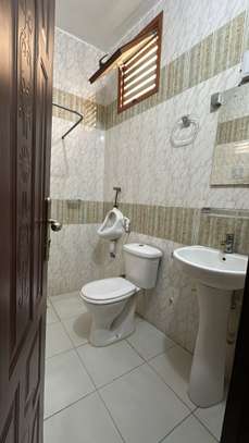 GRAND APPARTEMENT F3 LUMINEUX - POINT E image 4