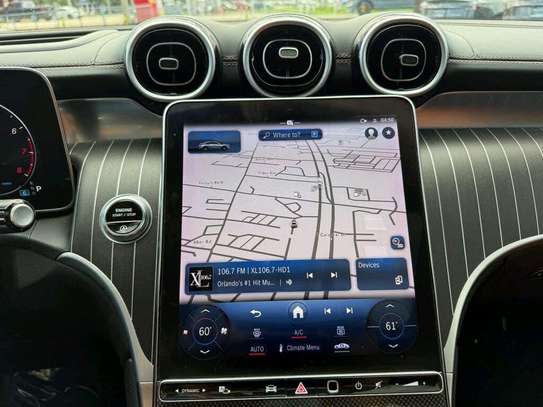 Mercedes Benz GLC 2024 image 10