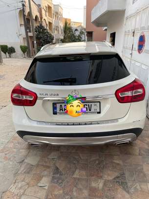 Mercedes Benz GLA 250 image 7