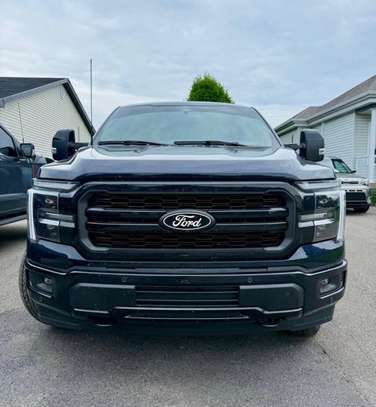 FORD F 150 LARIAT ÉDITION 2025 image 2