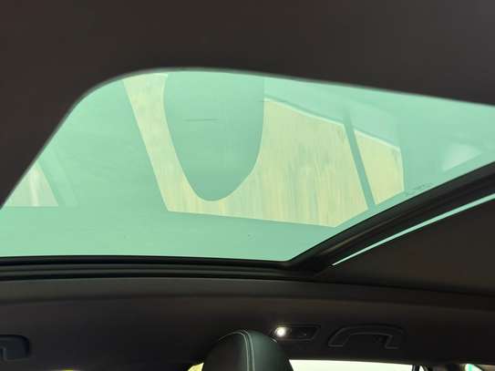 Volkswagen atlas SE image 3