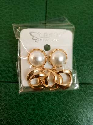Broches et boucles d'oreilles image 7