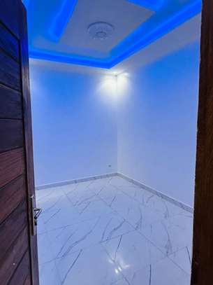 APPARTEMENT F4. KEUR MASSAR SOTRAC image 9