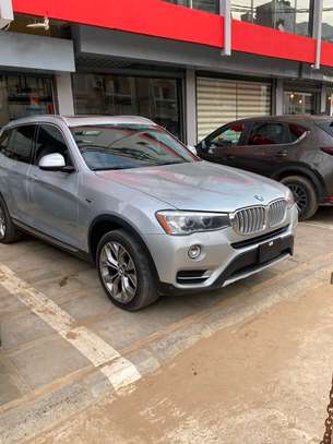 BMW X3 xDrive28i (2017) image 3