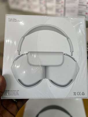 Airpod o image 2
